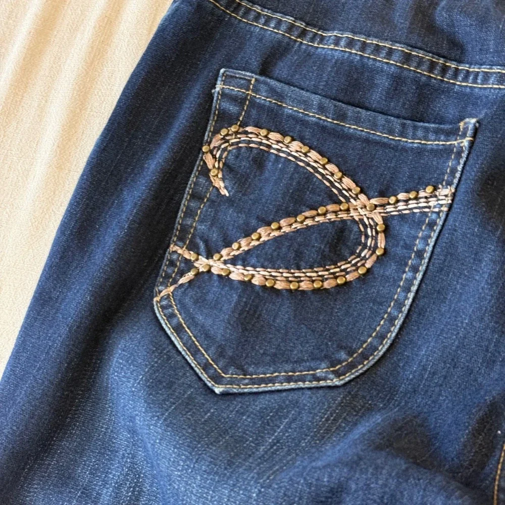 Chico's Platinum Embellished Dark Wash Straight Leg Jeans Women 0.5 (US 6)